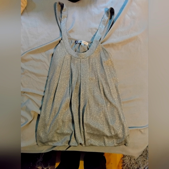 Jennifer Lopez Silver Shimmery Tank Top - Picture 1 of 2